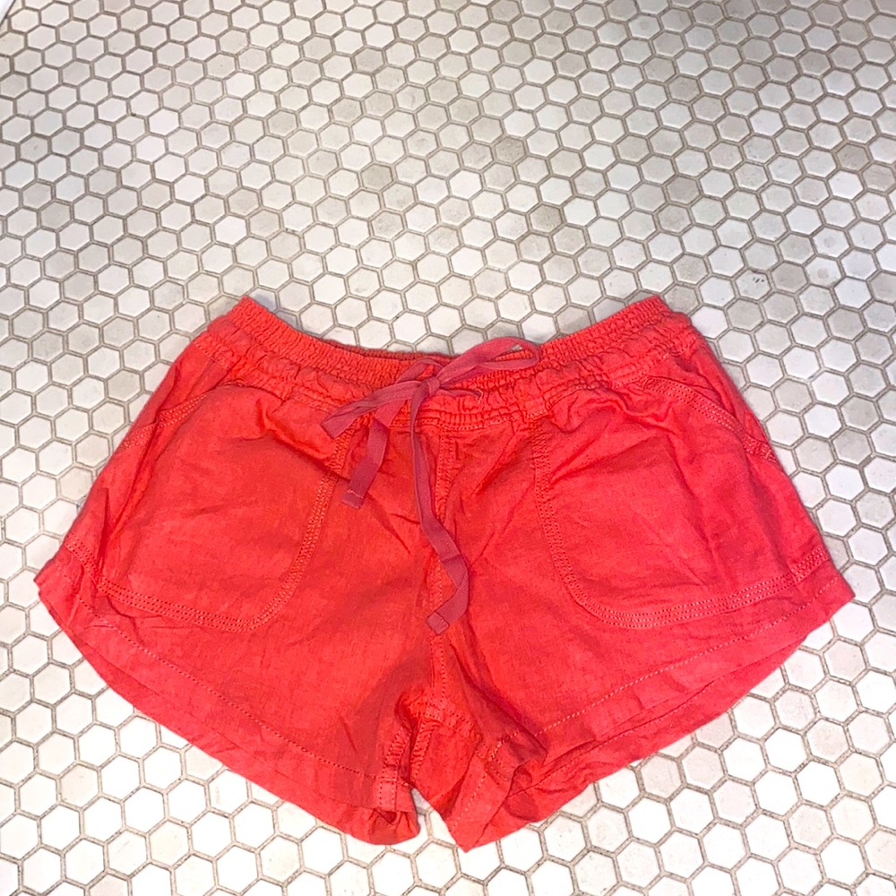 Coral linen shorts